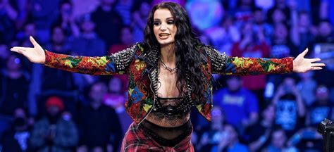 Saraya Thinks The AEW Women's Division Can Have Multiple Matches At All ...