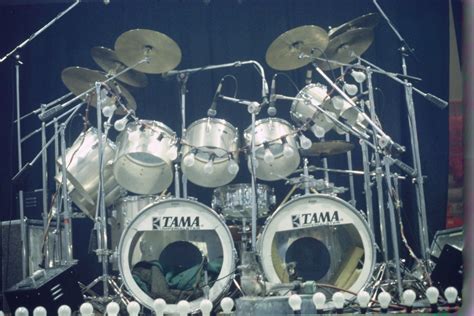 Gil Moore - Triumph (early years) - Tama Imperialstar Saturn 12+1 drum kit in Platina (platinum ...