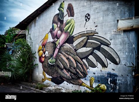 Graffiti - bird, wildlife, fantasy art Stock Photo - Alamy