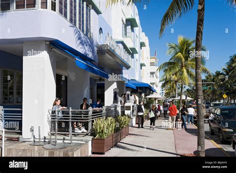 Hotels on Ocean Drive in the Art Deco district, South Beach, Miami ...