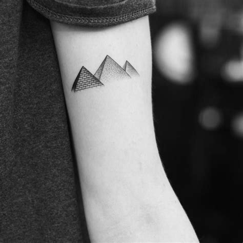 44 Timeless and Meaningful Egyptian Tattoo Designs | TattooAdore | Egyptian tattoo, Pyramid ...