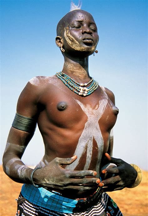 Africa Online Museum » Sudan » Dinka » Photos (2)