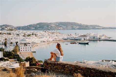 10+ Incredible Things To Do In Mykonos Chora (Town) | The Common Wanderer