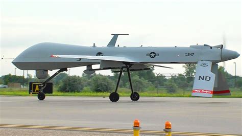 US MIlitary's Eye in the Sky: MQ-1 Predator Drone Takeoff and Land ...