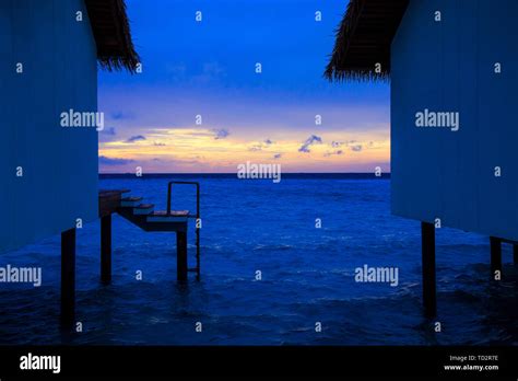 Beautiful sunrise in Maldives Stock Photo - Alamy