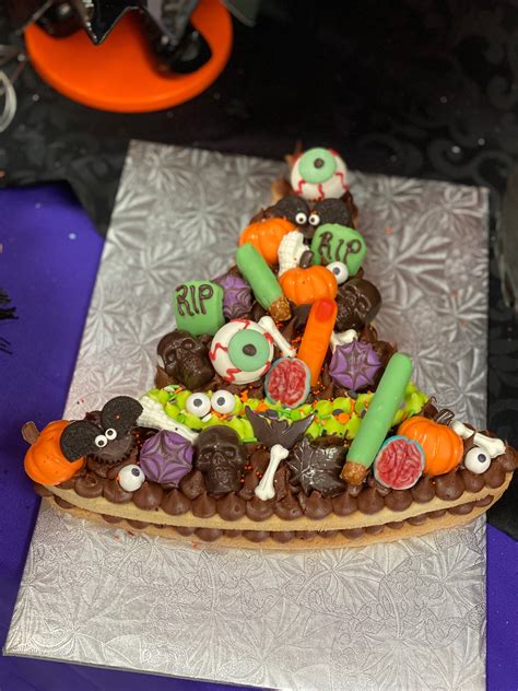 Halloween Witch Cookie Cake – The Dessert Ladies