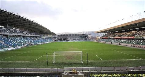 Linfield FC | Windsor Park Belfast | Football Ground Guide