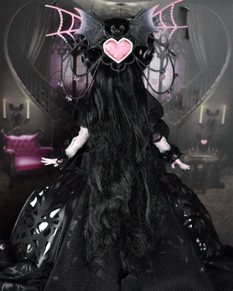 Monster High Draculaura Vampire Heart Collector doll - YouLoveIt.com