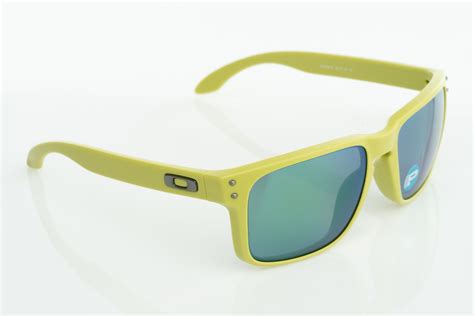 Oakley Holbrook Sunglasses - The Ultimate Guide