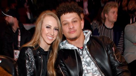 Why Patrick Mahomes And His Fiancee Are Sleeping In Separate Rooms