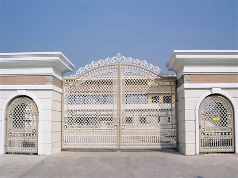 Iron gates design gallery - 10 Images - Kerala home design and floor plans