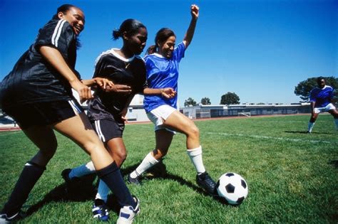 Girls-playing-soccer – Atlanta Black Star