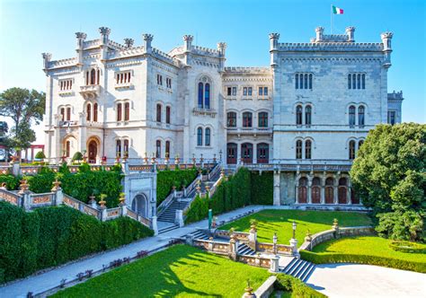 Miramare Castle, Trieste, Italy jigsaw puzzle in Puzzle of the Day puzzles on TheJigsawPuzzles.com