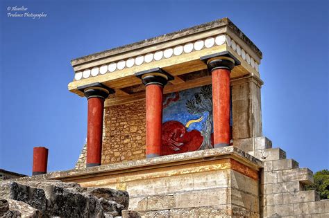 Part of famous Knossos Palace, fresco of Minotaur. Heraklion (Crete/ Greece) | Crete, Crete ...