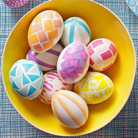 16 Unusual Easter Egg Décor Ideas - Shelterness