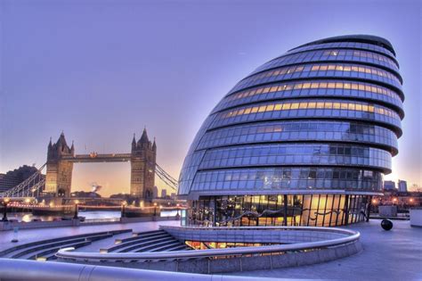 City hall london, Famous buildings, Foster city