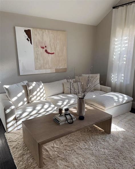 Comfortable Small Apartment Living Room Design