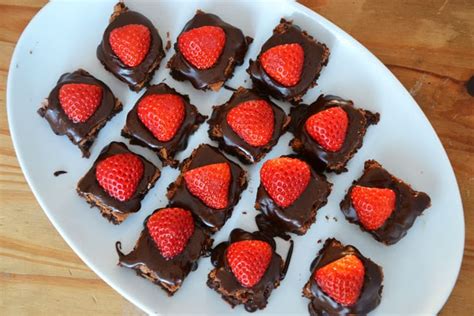 Tadpegs: Chocolate Fudge Icing Recipe (for Extra Indulgent Brownies)