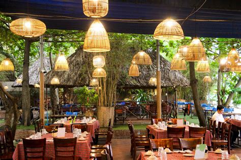 9 Best Riverside Cafes & Restaurants In Saigon For Chill Dinners