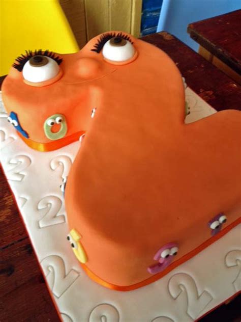 lauralovescakes...: Numberjacks #2 Cake