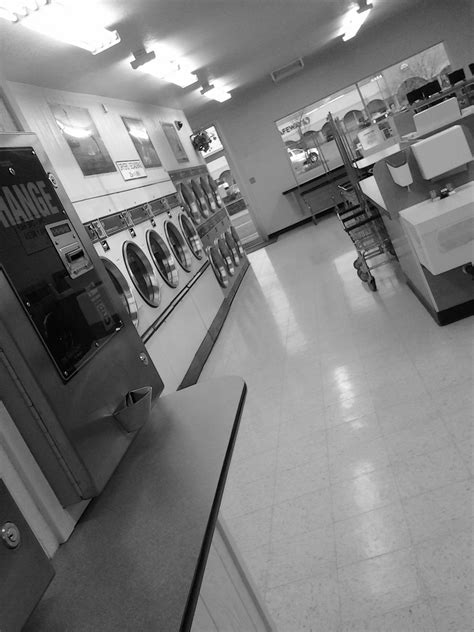 Laundry Hall Free Stock Photo - Public Domain Pictures