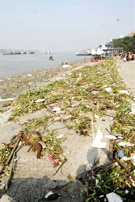 Polluted banks of Ganga river