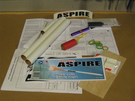 Apogee Aspire Model Rocket Kit Construction