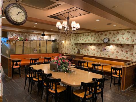 A Laid-Back Maid Café in Osaka - QAZ JAPAN