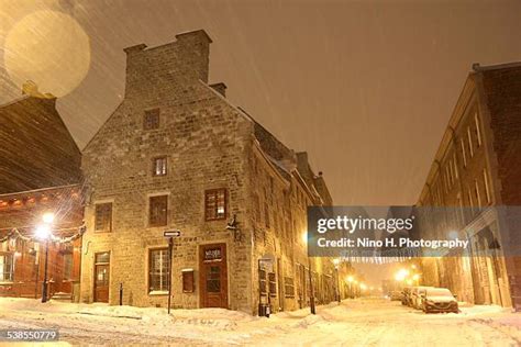 Old Montreal Winter Photos and Premium High Res Pictures - Getty Images