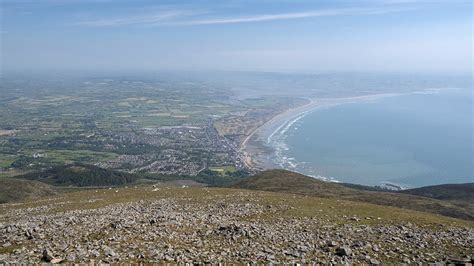 SLIEVE DONARD Hike: BEST ROUTE, distance, when to visit, and more