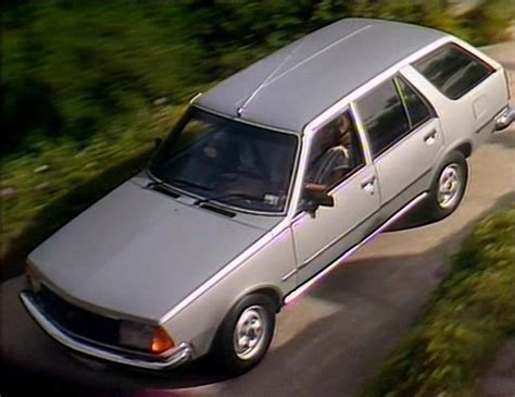 IMCDb.org: 1980 Renault 18 Break [X34] in "Neighbours, 1985-2019"