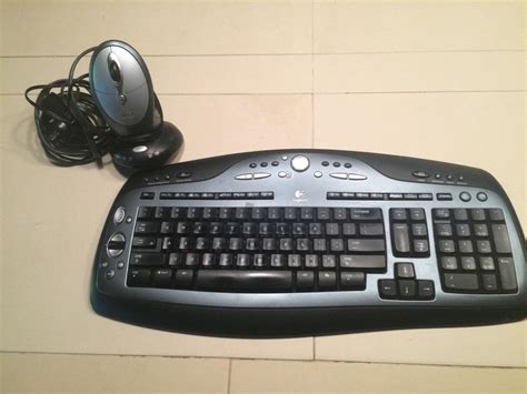 LOGITECH CORDLESS KEYBOARD Y-RR54, MOUSE AND RECEIVER | #1791488108