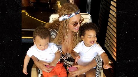 Beyonce Gives Fans First Good Look at Her Twins