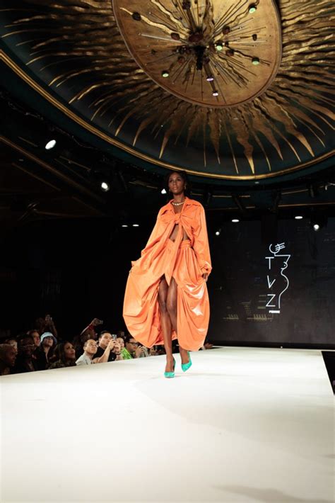 New York Vs Paris Fashion Week: What's the Difference? - Reflect Luxury