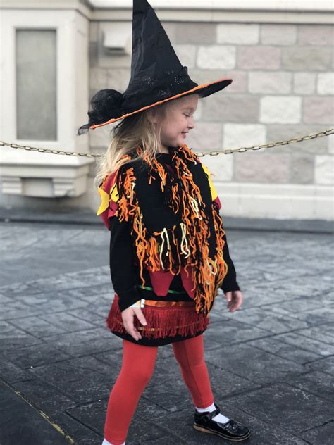 Dani Dennison Halloween Costume - Hocus Pocus | Halloween fashion, Halloween costumes, Hocus ...