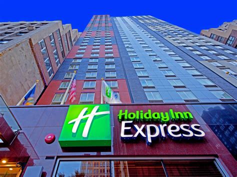 Midtown West Manhattan Hotels | Holiday Inn Express NYC Times Square