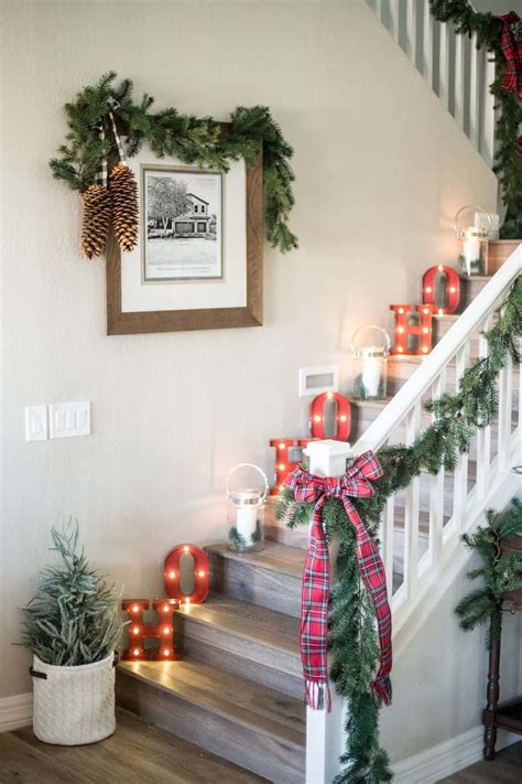 Bring In Even More Holiday Spirits With These 15 Christmas Wall Decor Ideas