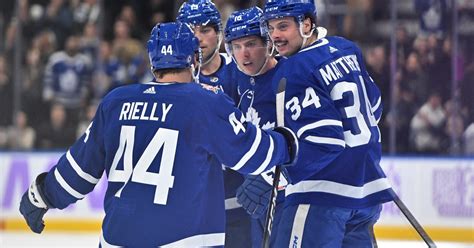 Sabres overcome Auston Matthews' hat trick to beat Leafs | Reuters