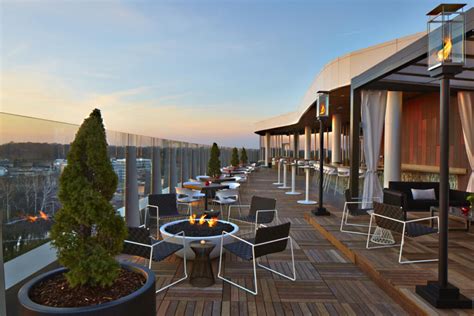 10 Best Rooftop Restaurants and Bars in Columbus, Ohio for Views and Drinks