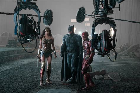 Justice League (2017) Behind the Scenes - Gal Gadot, Ben Affleck and ...