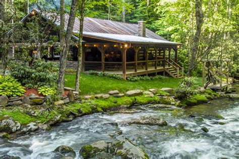 Cherokee Mountain Cabins | Topton, North Carolina