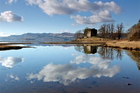 Old Castle Lachlan Reflections, Loch Fyne by Martin Lawrence