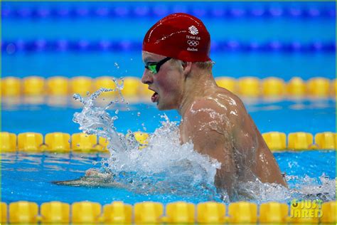 Full Sized Photo of adam peaty breaks world record in first rio olympics event 18 | Photo ...