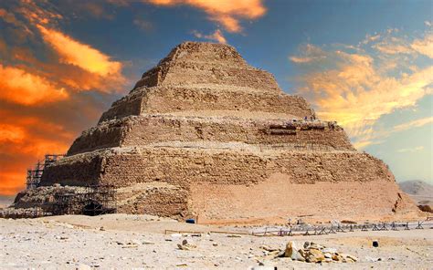 Step Pyramid of Djoser, Sakkara - Holiday and Trips