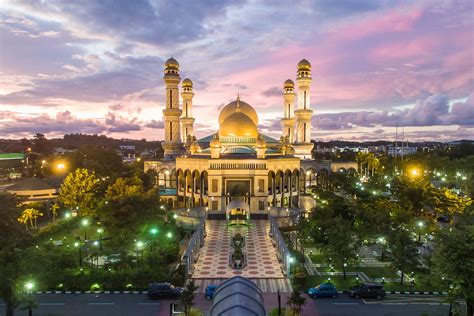 STUNNING MOSQUE IN BRUNEI - djjsimpson DAVID SIMPSON