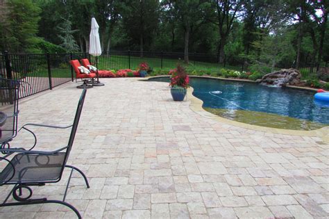 Concrete paver swimming pool deck. | Swimming pool decks, Hardscape, Concrete pavers