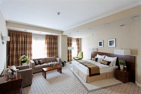 CAPITAL PLAZA $49 ($̶7̶0̶) - Updated 2022 Prices & Hotel Reviews ...