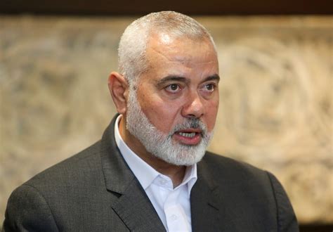 Hamas leader Haniyeh visits Russia with high-level delegation | Middle East Eye