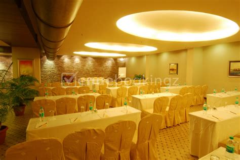 Sai Palace Hotel Andheri East Mumbai | Banquet Hall | Menu, Price, Reviews & Availability