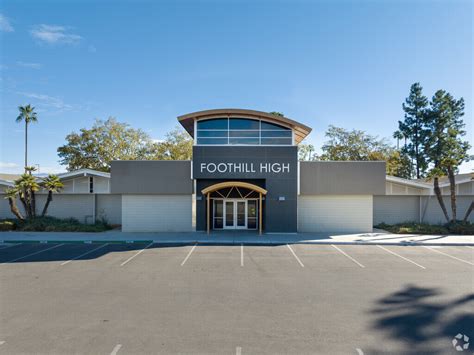 Foothill High School, Rankings & Reviews - Homes.com